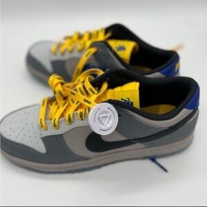 Nike Dunk Low North Carolina A&T Size 9